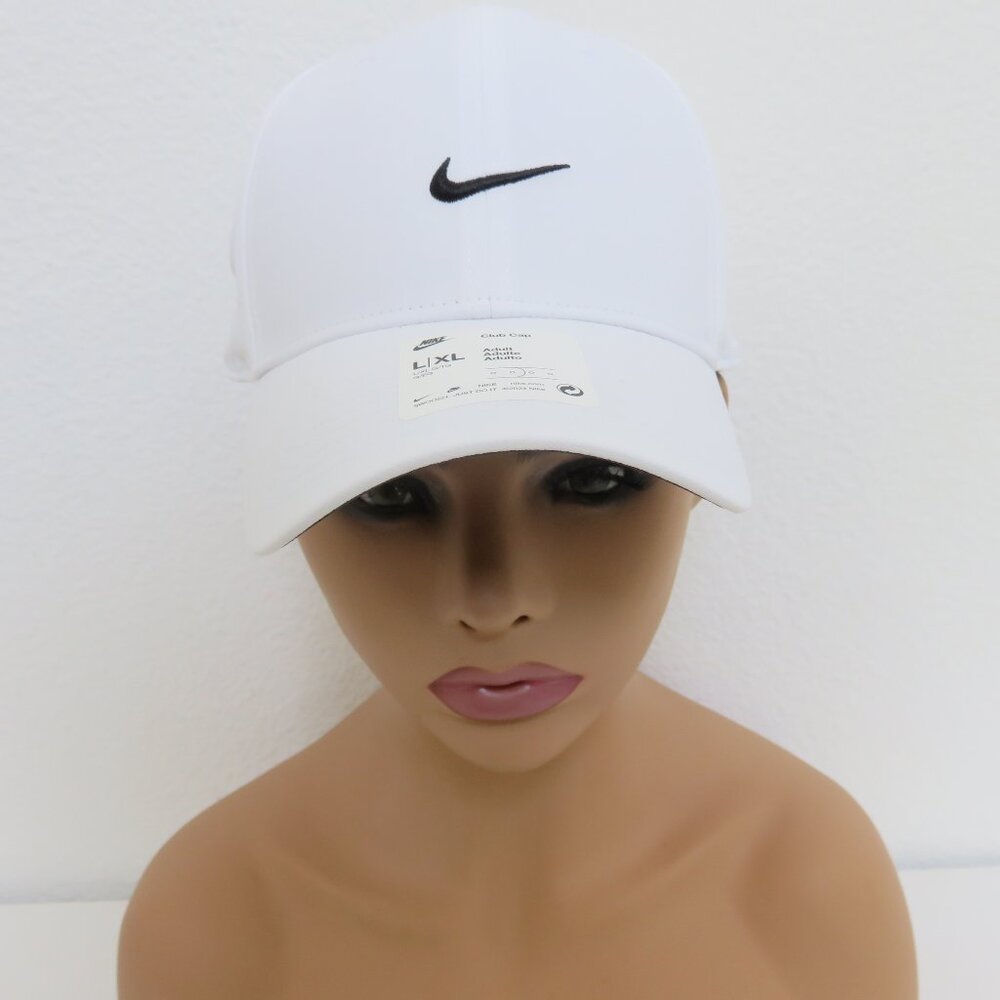 Nike Dri-Fit Adult Unisex Club White Snapback Cap Size L/XL